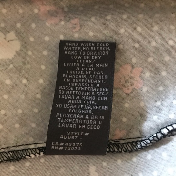 Super cute polka dot floral dress. New with tags - Picture 6 of 8